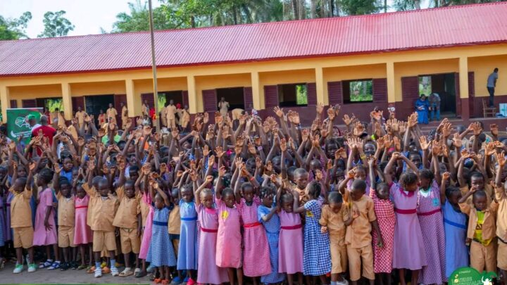 Humanitaire : la LONAGUI rénove une école à Forécariah dans le cadre de l’initiative présidentielle