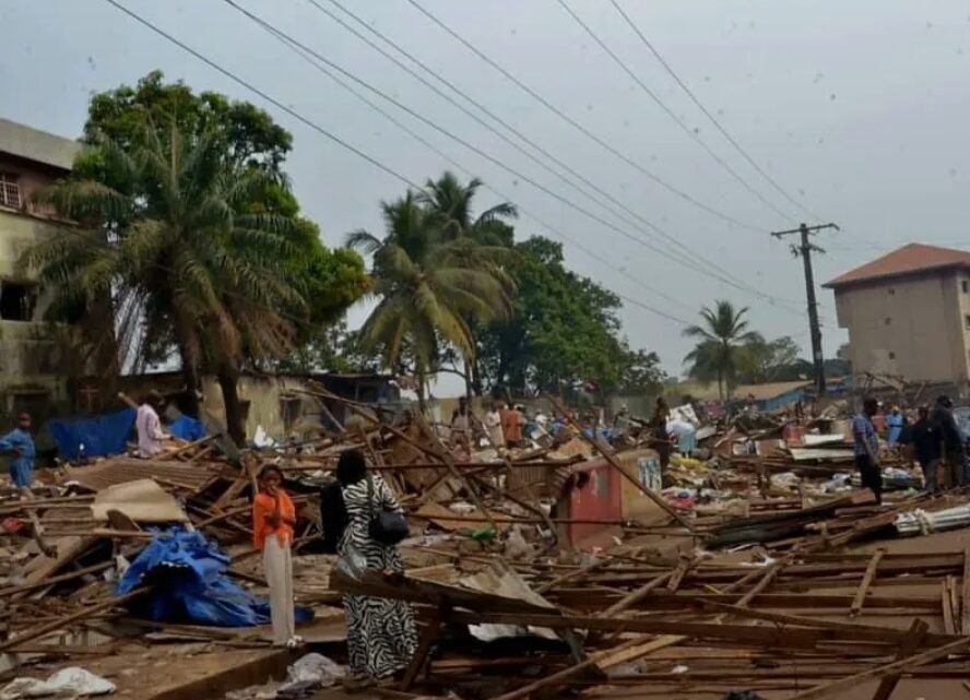 Opération de déguerpissement à Conakry : 48 heures de manœuvres policières au marché d’Enco 5