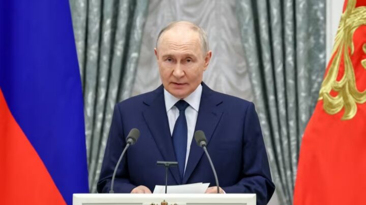 Législatives en Russie : Russie unie de Vladimir Poutine largement en tête selon les résultats partiels