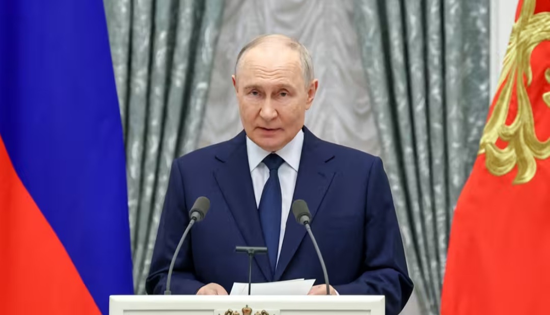 Législatives en Russie : Russie unie de Vladimir Poutine largement en tête selon les résultats partiels