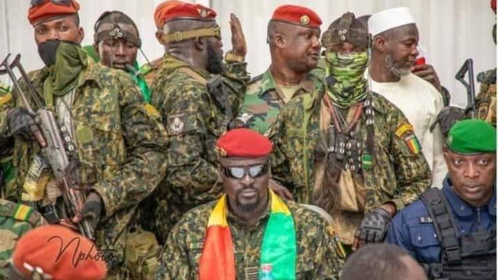 Guinée: le colonel Mamadi Doumbouya met 42 généraux à la retraite