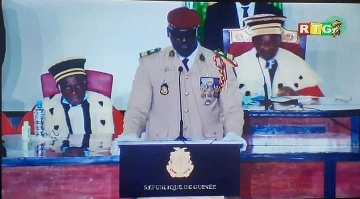 Guinée: le lieutenant-colonel Mamady Doumbouya investi président