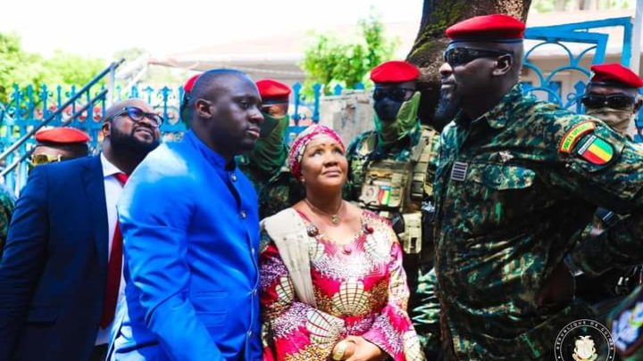 𝗦𝗮𝗹𝘂𝗯𝗿𝗶𝘁é 𝗣𝘂𝗯𝗹𝗶𝗾𝘂𝗲: 𝗹𝗲 𝗖𝗼𝗹𝗼𝗻𝗲𝗹 𝗠𝗮𝗺𝗮𝗱𝗶 𝗗𝗼𝘂𝗺𝗯𝗼𝘂𝘆𝗮 𝗽𝗿𝗲𝗻𝗱 𝗹𝗲𝘀 𝗰𝗵𝗼𝘀𝗲𝘀 𝗲𝗻 𝗺𝗮𝗶𝗻