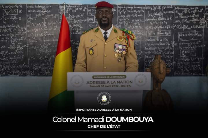 TRANSITION ET GOUVERNANCE : ET SI LE COLONEL DOUMBOUYA ÉTAIT L’HOMME PROVIDENTIEL QU’IL FAUT POUR TIRER LA GUINÉE VERS LE HAUT APRÈS DES DÉCENNIES DE DISETTE ?