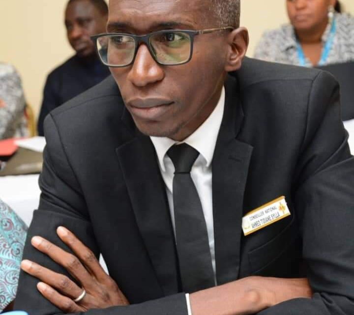 Un conseiller dénonce le comportement de Dansa