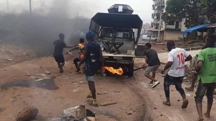 Guinée: des heurts en marge d’une manifestation interdite du FNDC