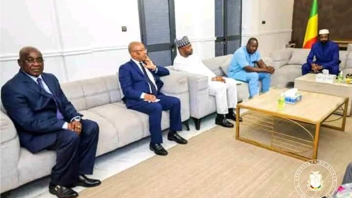 Au Mali, le colonel Abdoulaye Maïga devient Premier ministre par intérim