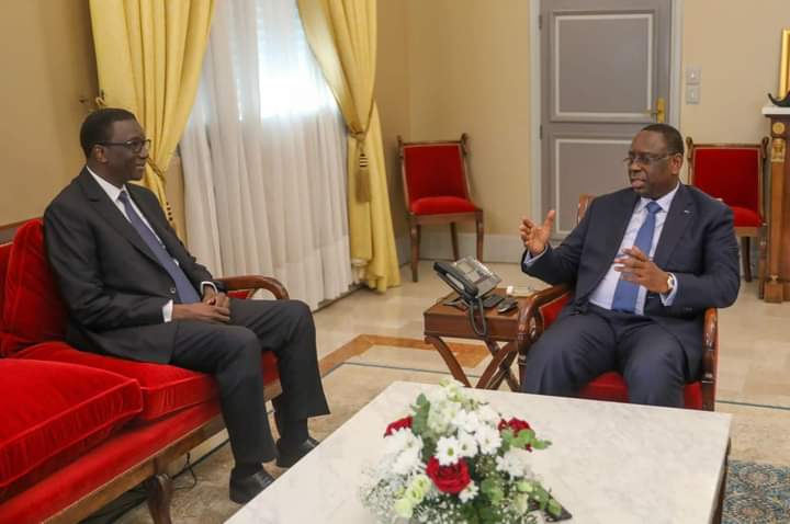 Exclusif] Amnistie de Karim Wade et Khalifa Sall : Macky Sall ouvre la voie…( Seneweb)