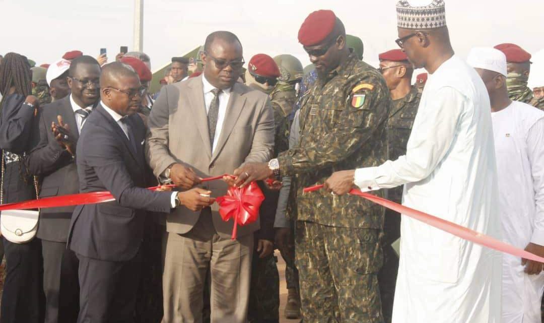 𝐏𝐨𝐫𝐭 𝐝𝐞 𝐂𝐨𝐧𝐚𝐤𝐫𝐲: 𝐮𝐧𝐞 𝐩𝐞𝐧𝐞𝐭𝐫𝐚𝐧𝐭𝐞 𝐬𝐨𝐫𝐭𝐢𝐞 𝐜𝐚𝐦𝐢𝐨𝐧𝐬, 𝐮𝐧 𝐏𝐚𝐫𝐤𝐢𝐧𝐠 𝐠𝐫𝐨𝐬 𝐩𝐨𝐫𝐭𝐞𝐮𝐫𝐬 𝐞𝐭 𝐮𝐧 𝐇𝐨𝐭𝐞𝐥 𝐢𝐧𝐚𝐮𝐠𝐮𝐫𝐞𝐬