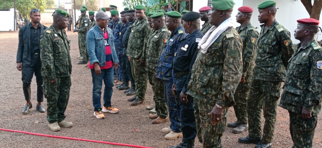 GAOUAL/DRAME DE KOUNSITEL : LE MINISTRE OUSMANE GAOUAL DIALLO ÉCHANGE AVEC LES ACTEURS LOCAUX