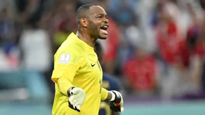 Football : Steve Mandanda, champion du monde 2018 avec l’équipe de France, annonce sa retraite internationale à 37 ans