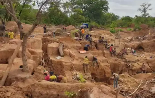 MANDIANA/MINES : TROIS CORPS RETROUVÉS SOUS LES DÉCOMBRES D’UNE MINE D’OR À KODIARAN(AGP)