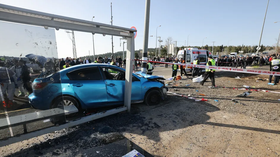 Jérusalem-Est : deux morts dont un enfant dans un « attentat à la voiture bélier »