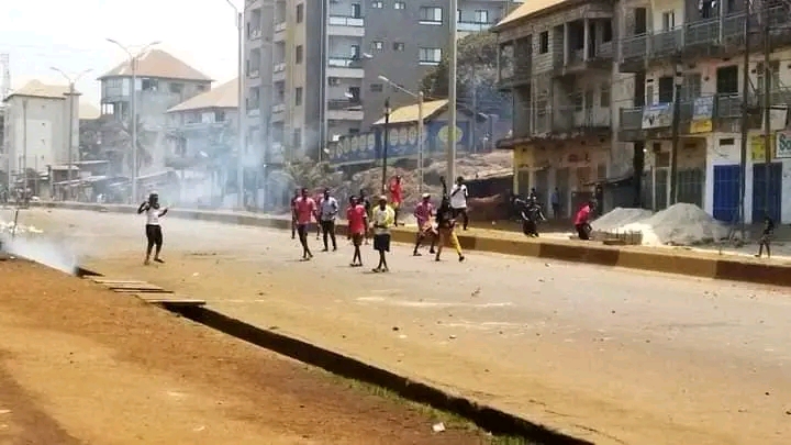 Guinée : le FNDC a publié la liste de 17 morts au cours des manifestations depuis l’arrivée du CNRD au pouvoir