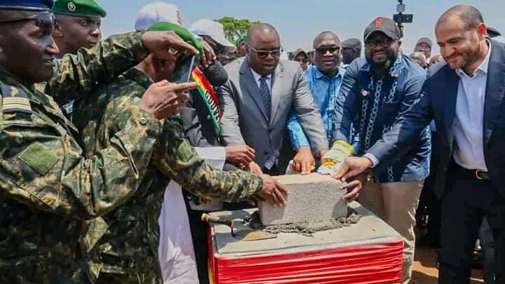 Kankan : le premier ministre lance les travaux de la réconciliation de l&rsquo;aérodrome