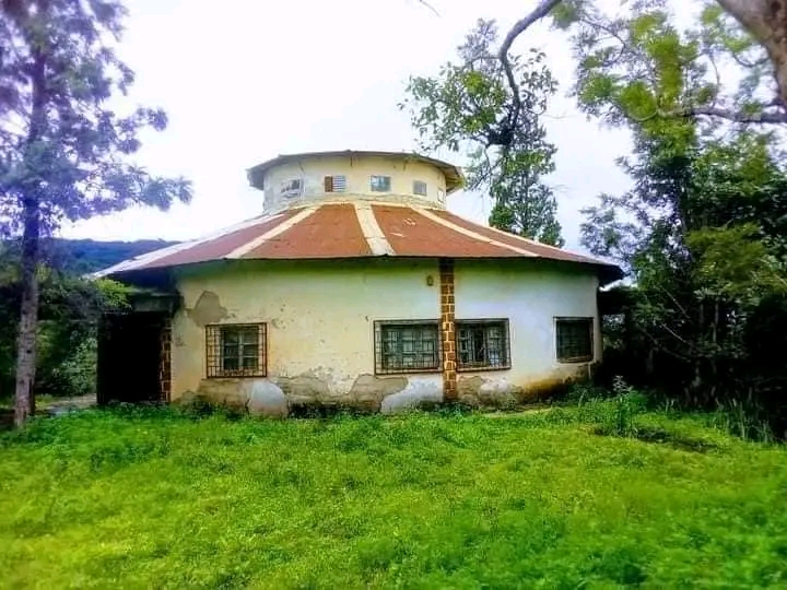 En Guinée, opération sauvetage pour la maison de Miriam Makeba