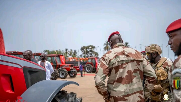 Agriculture : Mamadi Camara réceptionne un lot d’engins agricoles