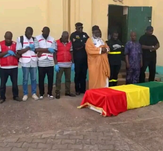 Obsèques de Hadja Djenè Kaba Condé : l’Imam de Kankan n’a pas dirigé la prière