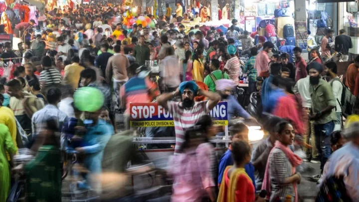 L&rsquo;Inde devrait dépasser la Chine en nombre d&rsquo;habitants d&rsquo;ici au milieu de l&rsquo;année 2023