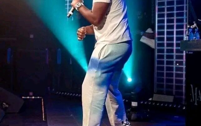 Culture : le concert de Maître GIMS vire au fiasco à Conakry