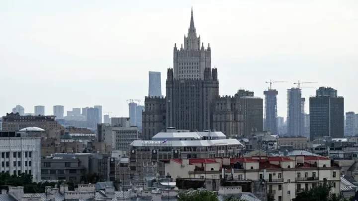 Guerre en Ukraine : la Russie promet une réponse après la fermeture par l’Islande de son ambassade à Moscou
