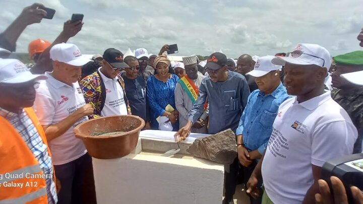 BOKÉ-INFRASTRUCTURES : POSE DE LA PREMIÈRE PIERRE DES TRAVAUX D’AMÉNAGEMENT ET DE BITUMAGE