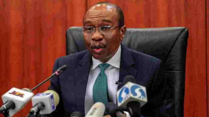 Nigeria: le gouverneur de la Banque centrale arrêté, après avoir été suspendu