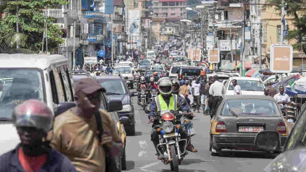 Élections générales en Sierra Leone: un jour de vote marquée par la crainte de violences