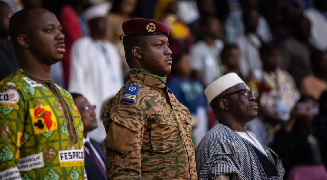 Au moins 34 militaires tués dans une attaque au Burkina Faso