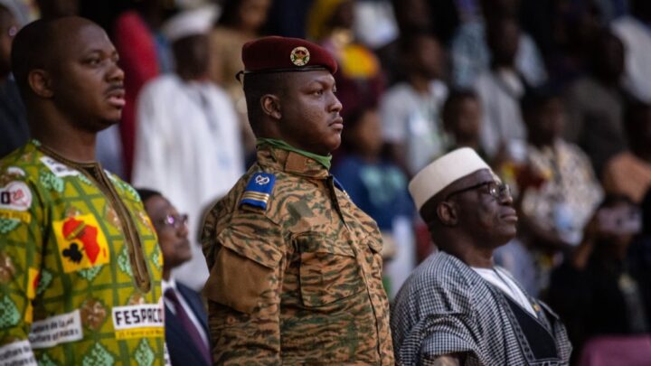 Au Burkina Faso, des changements au sein du commandement militaire