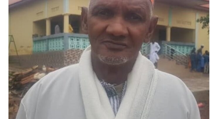 L’ancien maire de Labé chez le Khalif de Koula Mawndé : 25 minutes d’entretien avec l’érudit
