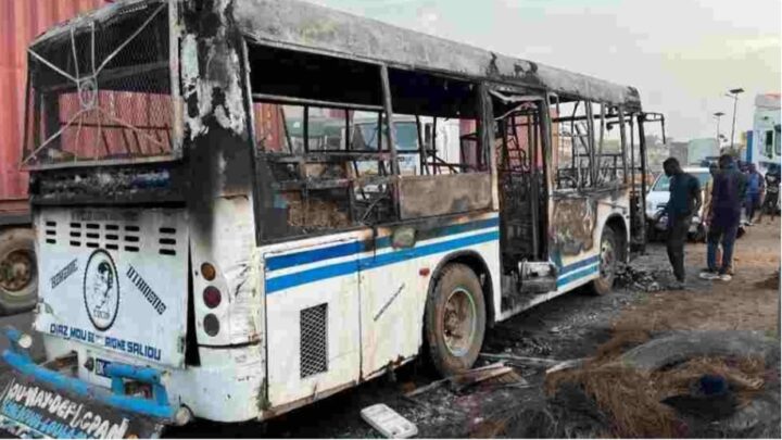 Bus attaqué au cocktail Molotov à Dakar : Les victimes sont deux soeurs qui résidaient à la Médina