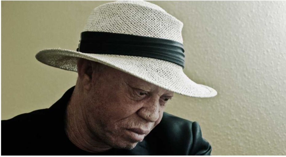 Mali: le chanteur Salif Keïta nommé «conseiller spécial» du Président de transition Assimi Goïta