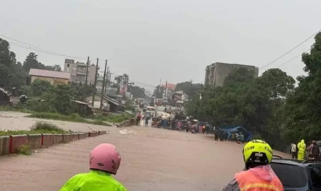 Inondation : plusieurs quartiers de Conakry sous les eaux