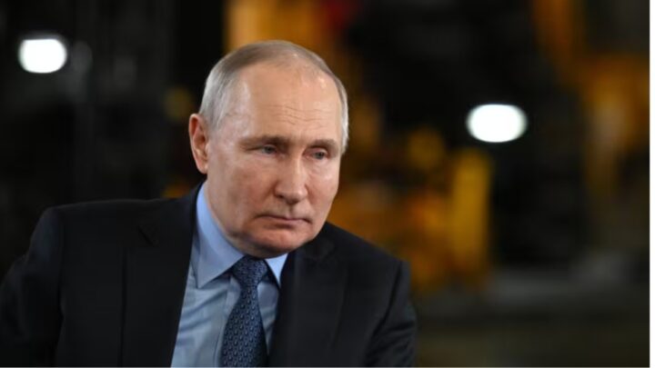 Guerre en Ukraine : Vladimir Poutine en déplacement dans le sud de la Russie avec les généraux supervisant l’opération militaire
