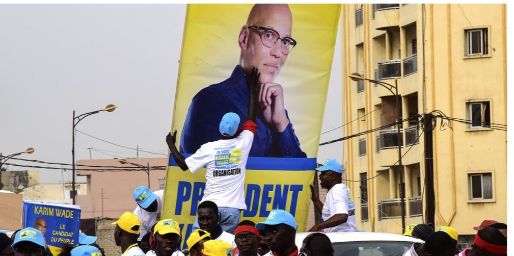 KARIM WADE : UN RETOUR POLITIQUE IMMINENT AU SÉNÉGAL