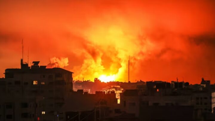Guerre contre le Hamas : l’armée israélienne dit avoir frappé 150 cibles souterraines, lors d’une nuit de bombardements massifs sur la bande de Gaza