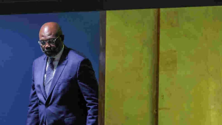 Présidentielle au Liberia: George Weah concède sa défaite face à Joseph Boakai