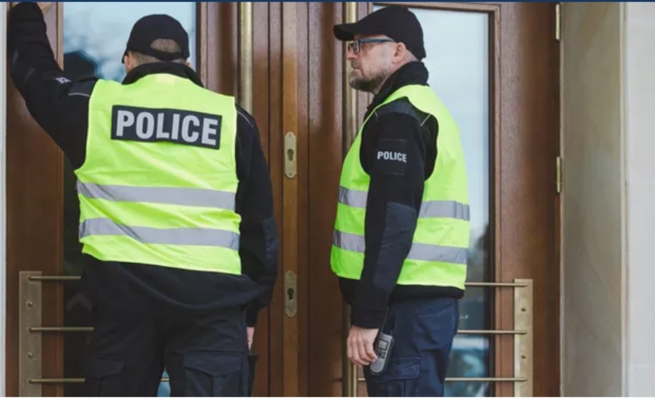 Blois : un Guinéen menacé d’expulsion gravement blessé en chutant du 3e étage