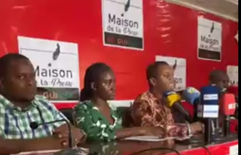 Restrictions des réseaux sociaux et brouillage des fréquences en Guinée : plusieurs ONG dénoncent ces mesures