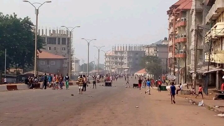 Wanidara: des jeunes manifestent  » pour le retour du carburant à la pompe  »