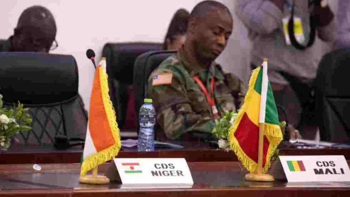 Cédéao: les tractations se multiplient après l’annonce du retrait du Mali, du Burkina et Niger