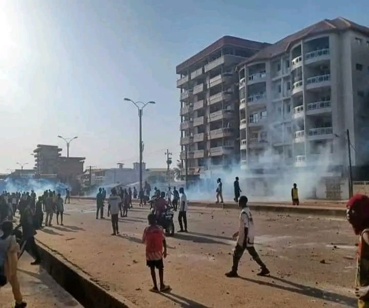 Manifestation : situation très tendue ce soir à Wanindara