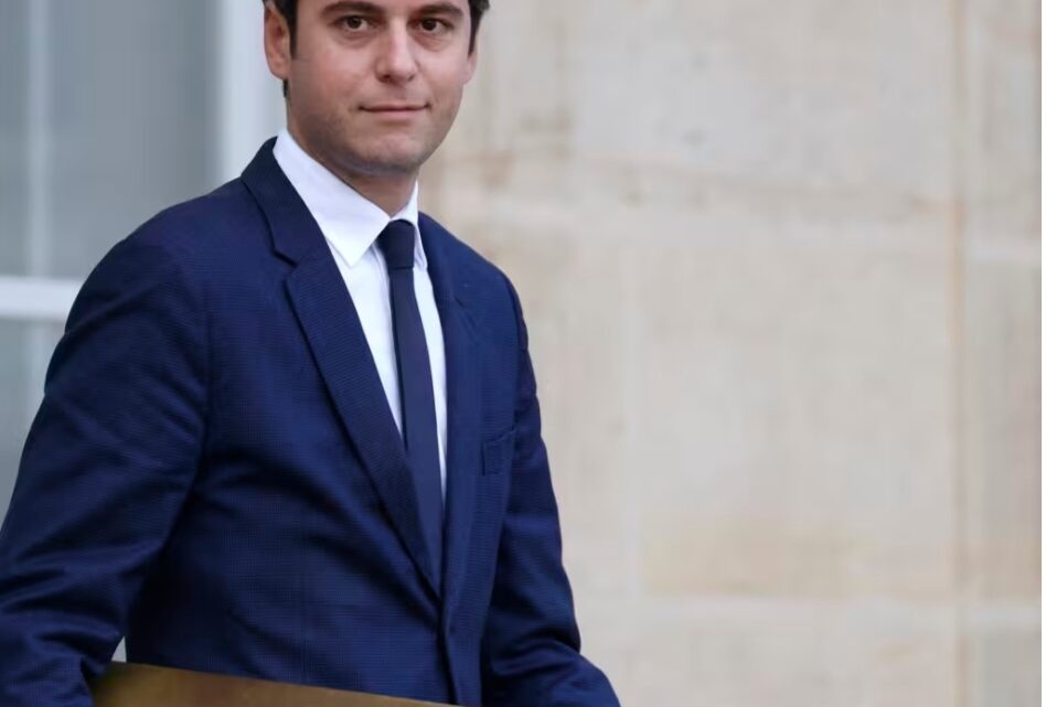 Remaniement : Gabriel Attal,  Premier ministre à 34 ans