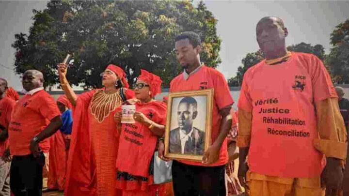 Guinée: des proches rendent hommage aux victimes de la répression sous l’ex-président Sékou Touré