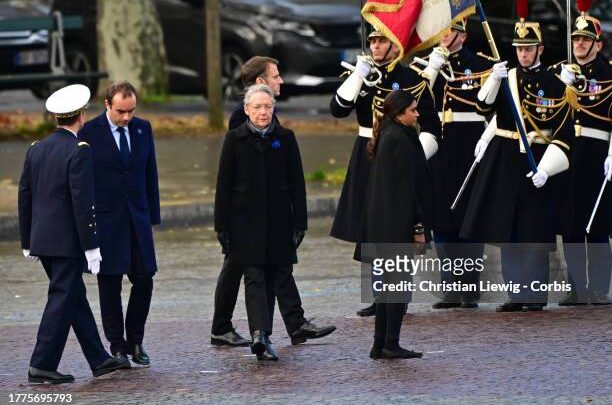 Remaniement : Elisabeth Borne a remis la démission de son gouvernement à Emmanuel Macron, qui l’a acceptée