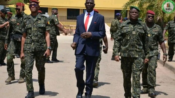 Ministère de la Défense : l’ambassadeur Aboubacar Sidiki Camara a pris fonction