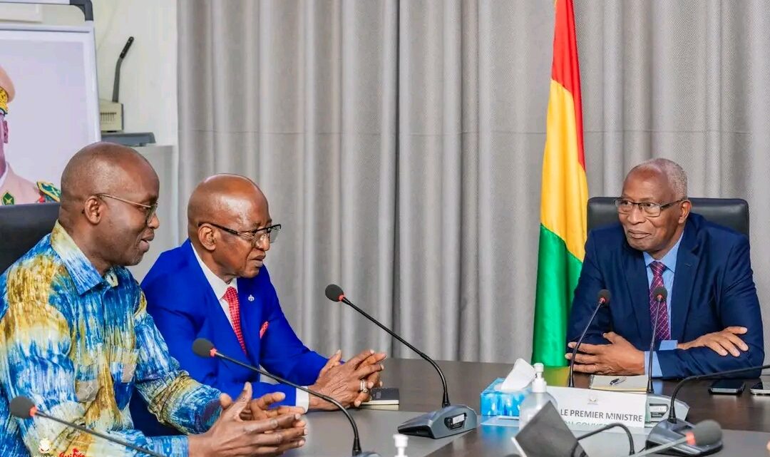 Guinée : le premier ministre rencontre une délégation de la CPI