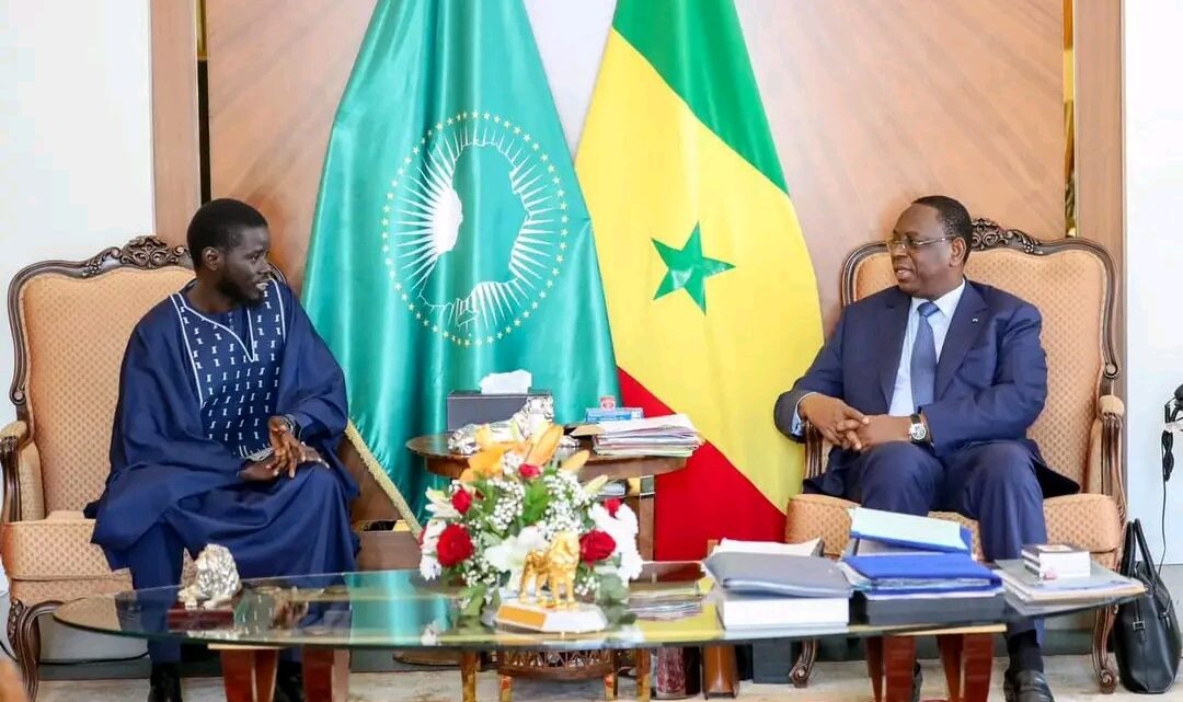 Sénégal : Macky Sall a quitté le pays pour la Mecque