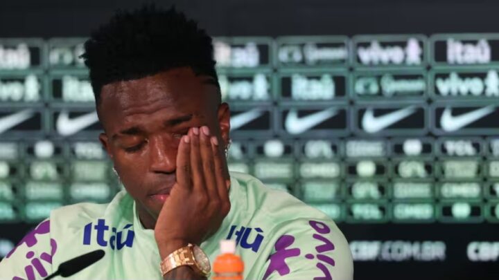 Football : en larmes, Vinicius Jr avoue que le racisme « diminue son envie de jouer »